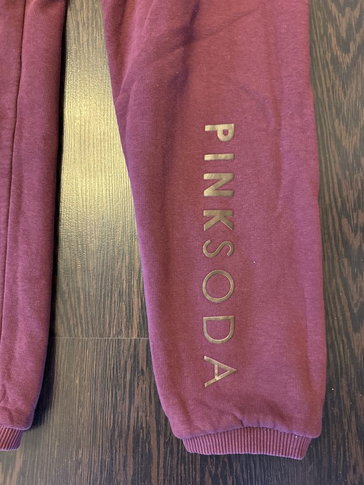 Спортивный костюм pink soda sport
