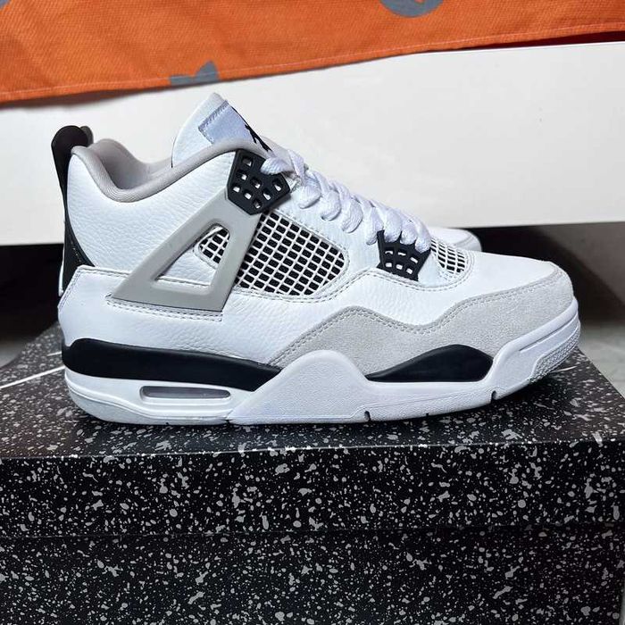 Buty damskie Trampk Air_Jordan_4_retro_military_black R.39