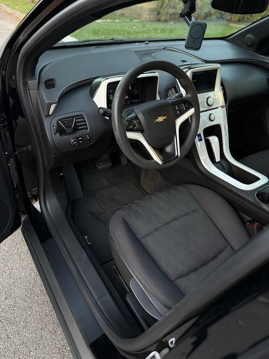 Продам Chevrolet Volt 2014 Plugin Hybrid