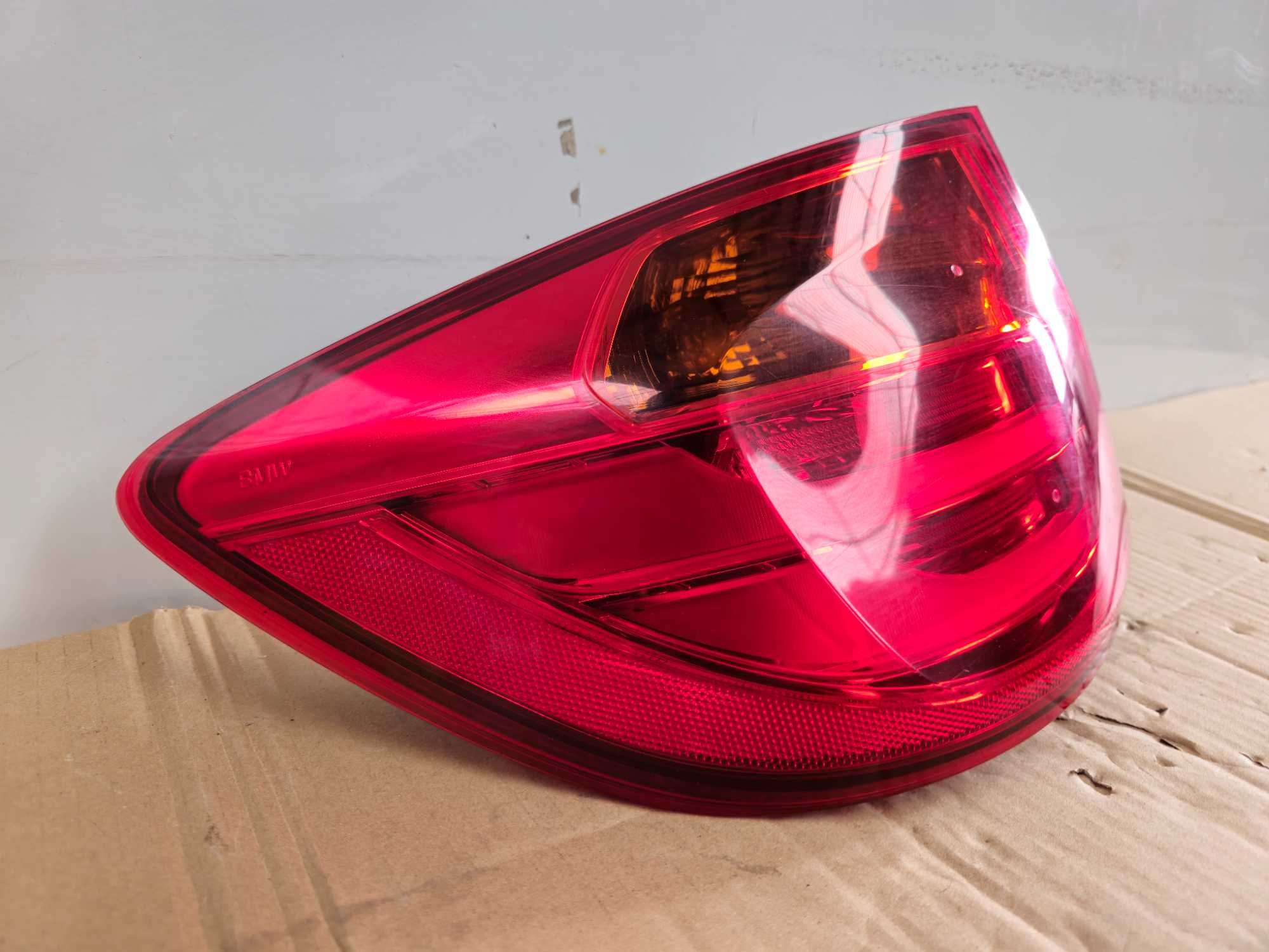 Farolim STOP esquerdo BMW Serie 3 F31 Carrinha (2011 a 2014)
