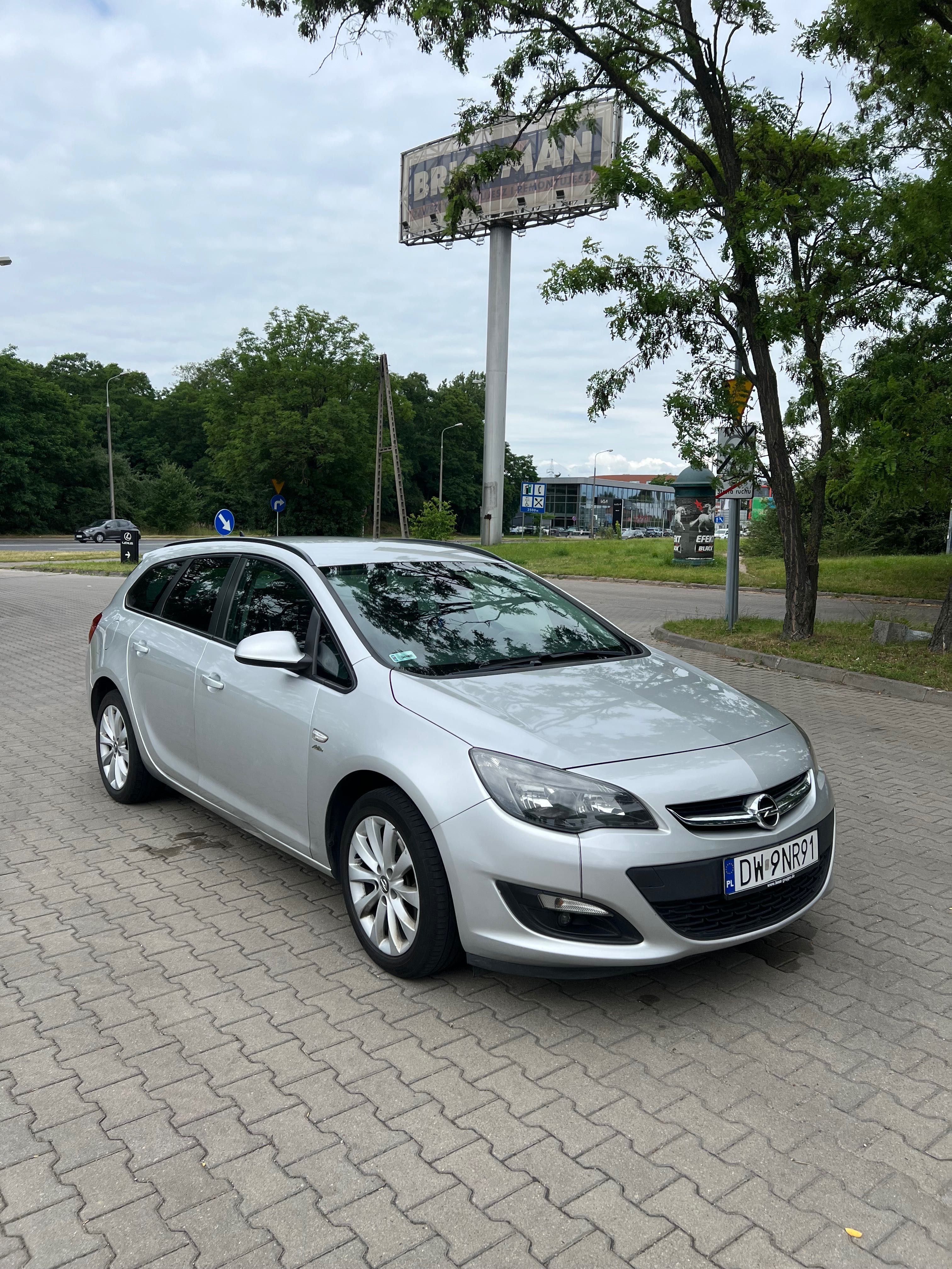 Sprzedam Opel Astra J