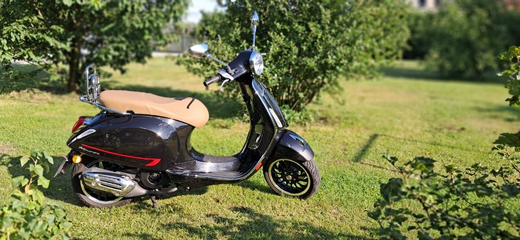 Vespa Primavera 125