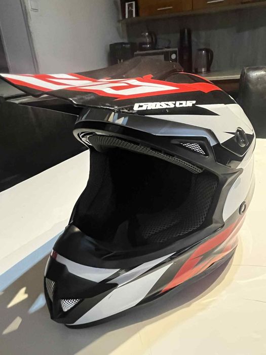 Kask na cross lub quada, nowy