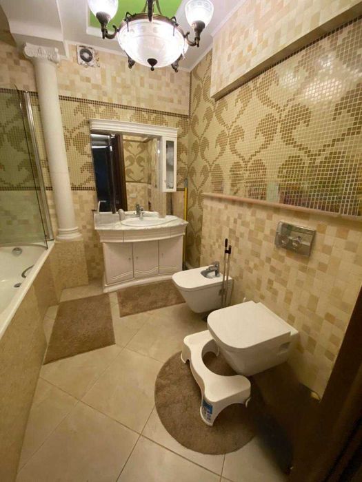 Топ-локация! 3 мин до парка и ТЦ! Продам квартиру с двумя спальнями.