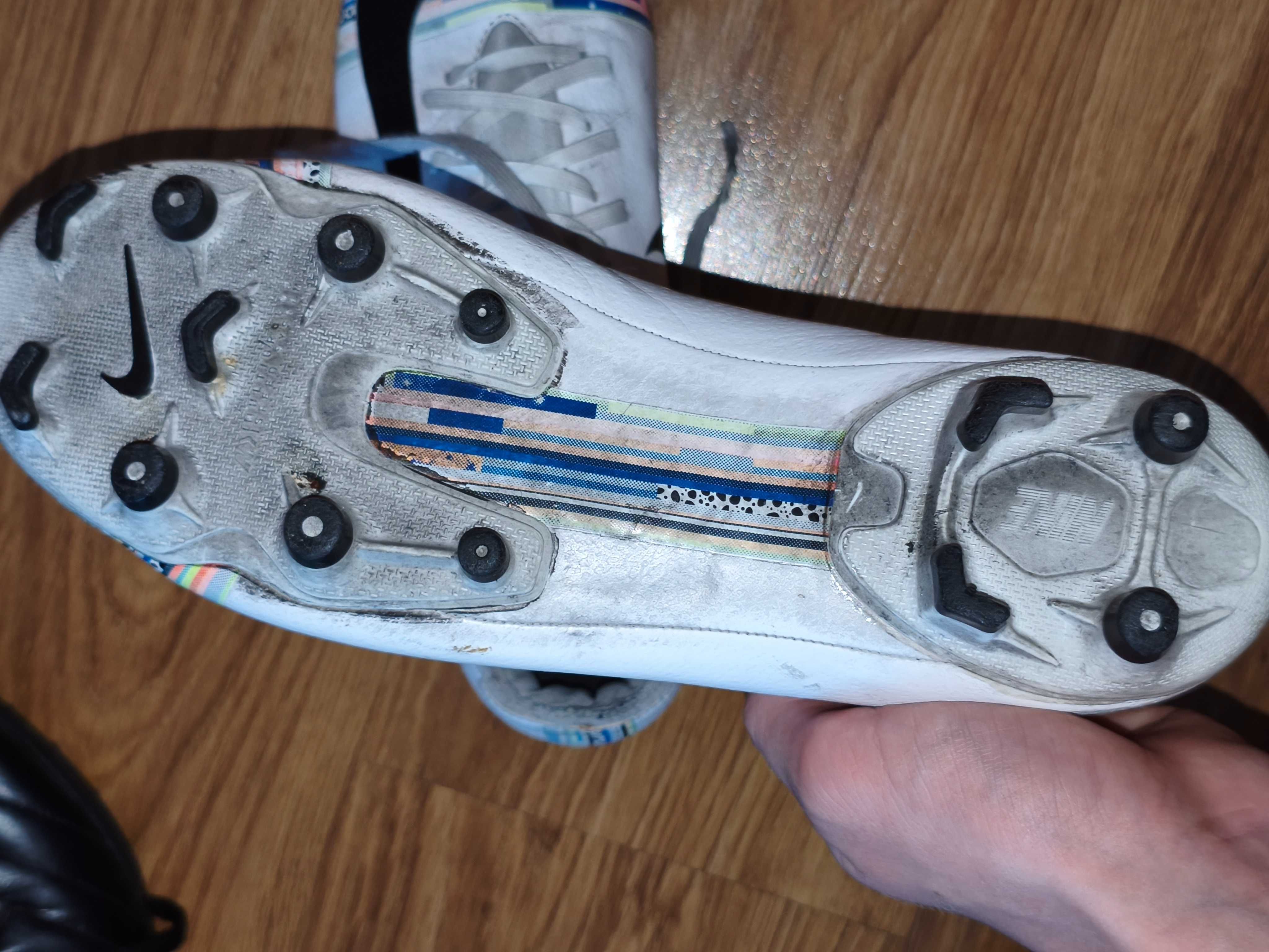 продам бутси Nike MERCURIAL