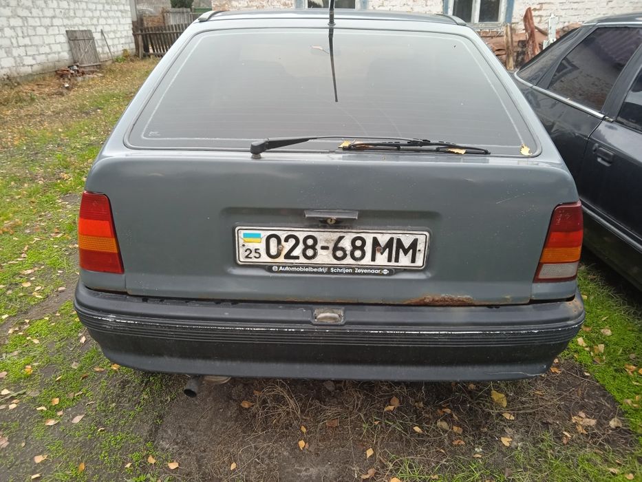 Опель Кадет Е 1.6