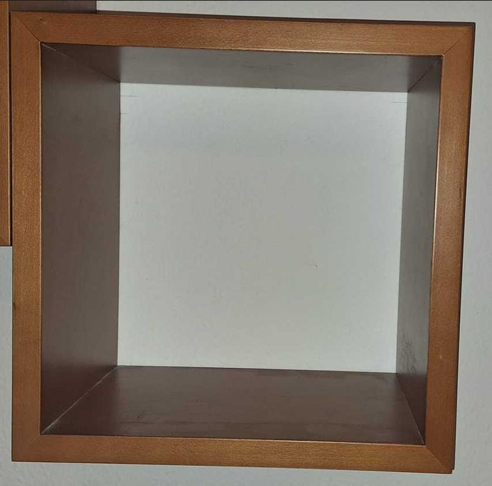 Conjunto 3 cubos prateleiras flutuantes de parede à cor de cerejeira