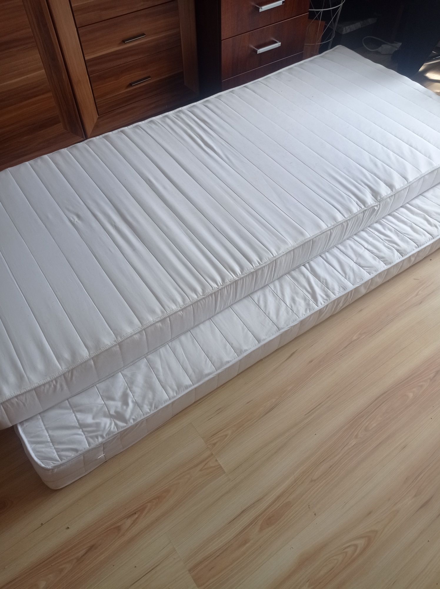 Materac piankowy 200x90