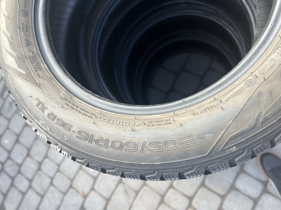 Шини зимові 205/60 r16 Nokian Hakkapeliitta R2 XL ідеал 6,5-7мм 2018
