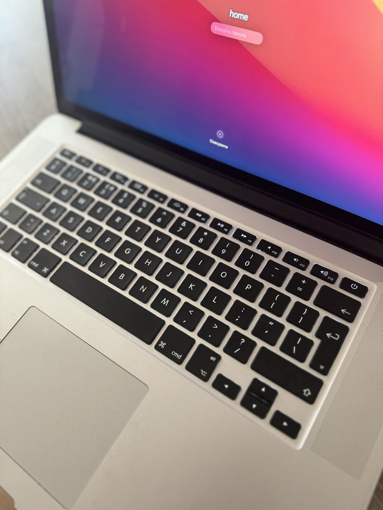 MacBook Pro (Retina, 15-inch, Late 2013) Новий акамулятор