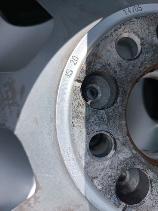 Felgi Alu BMW 5  E60 5x120 ET20 7J16