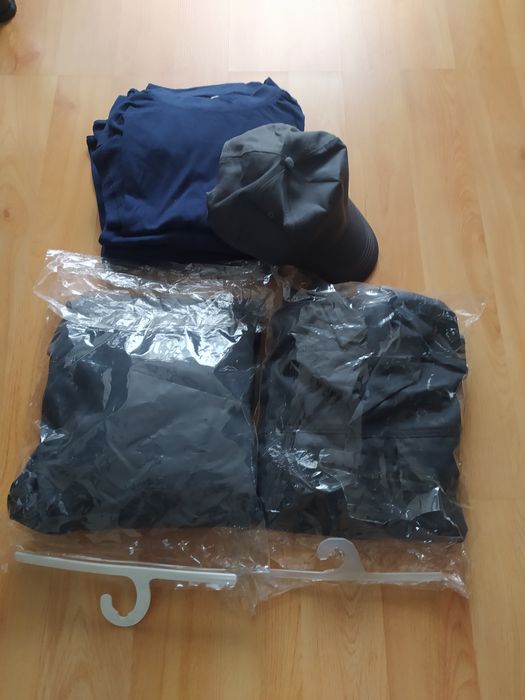 Nowe komplet ubranie robocze spodnie bluza koszulki czapka r.S