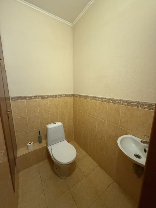 Шикарна двокімнатна квартира у Дніпровському районі від власника