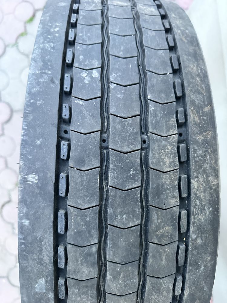 Opony 205/75/17.5 Michelin Xmulti