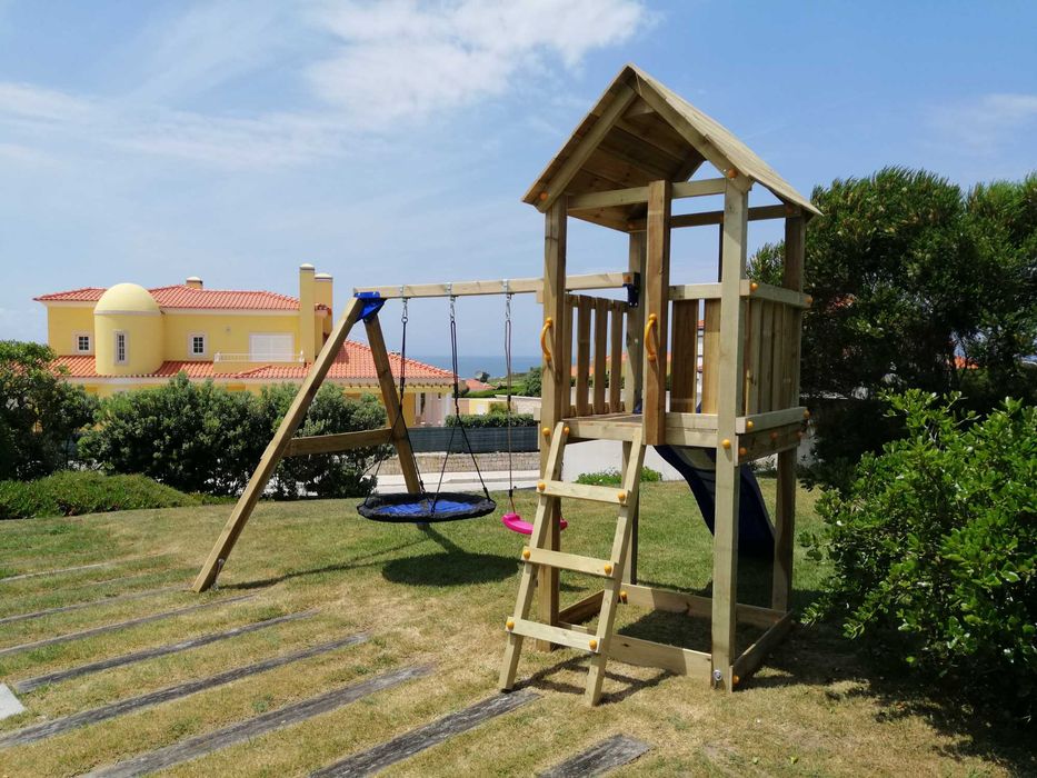 Parque Infantil: Novo - fornecido desmontado (Parque P1 ou P2)
