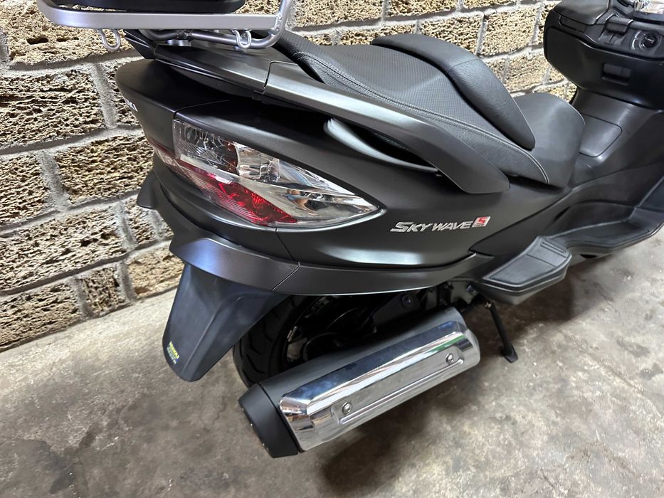 Skywave 400 Сузукі Скайвей