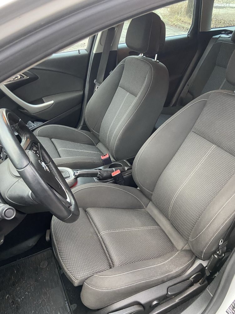 Astra J Sport Tourer  1.7 CDTI
