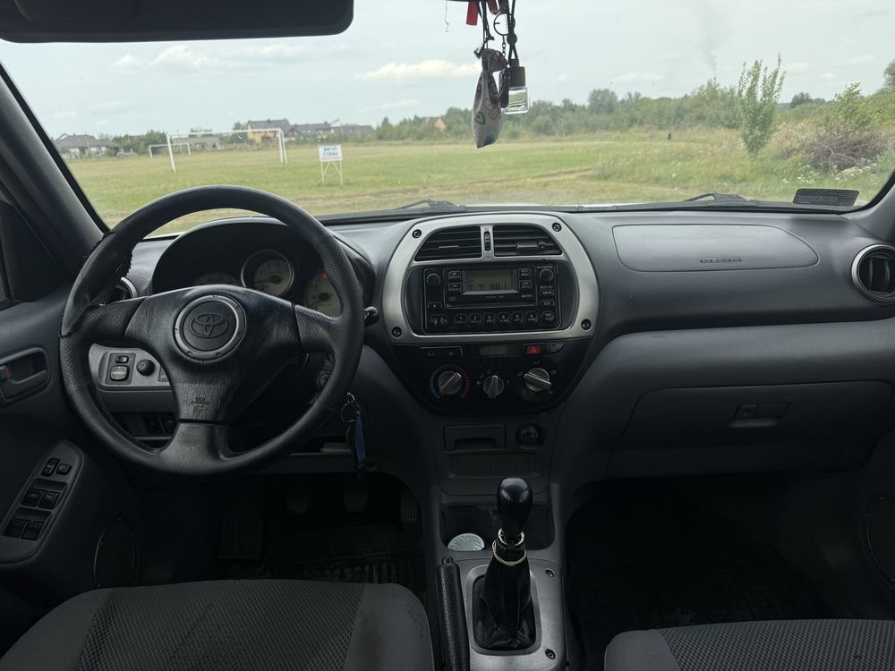 Продам Tayota Rav4 2.0TDI 4x4