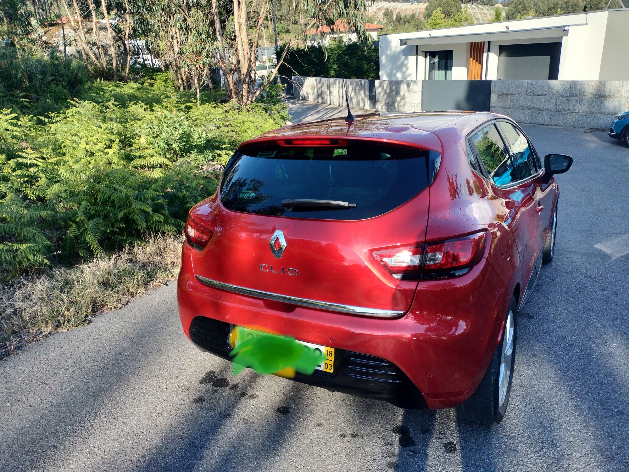 Renault Clio 1.5 DCI versão limited  só 89 mil km. Nada a fazer impecá