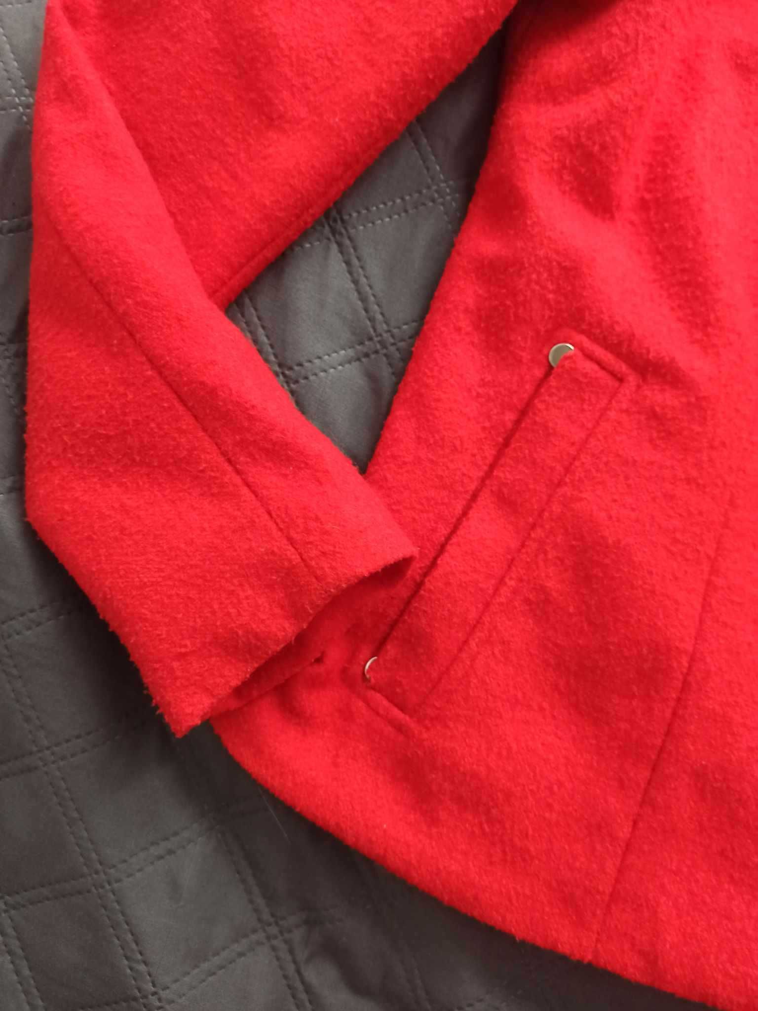 Czerwona damska wiosenna kurtka Mohito rozmiar S 23% wełna