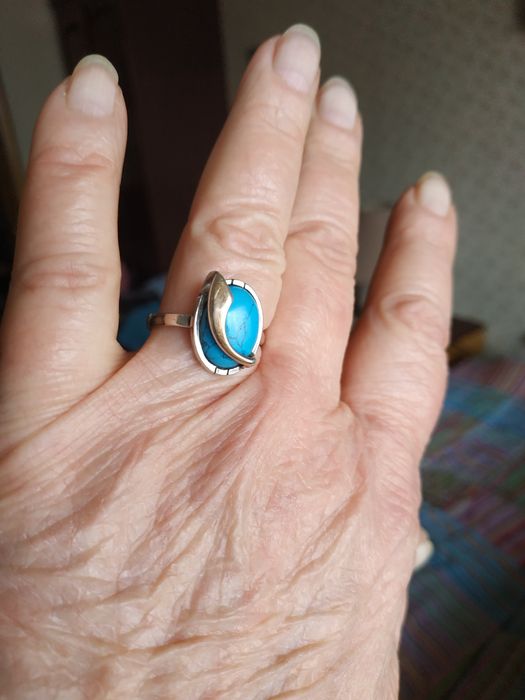 Продаю серебряные комплекты