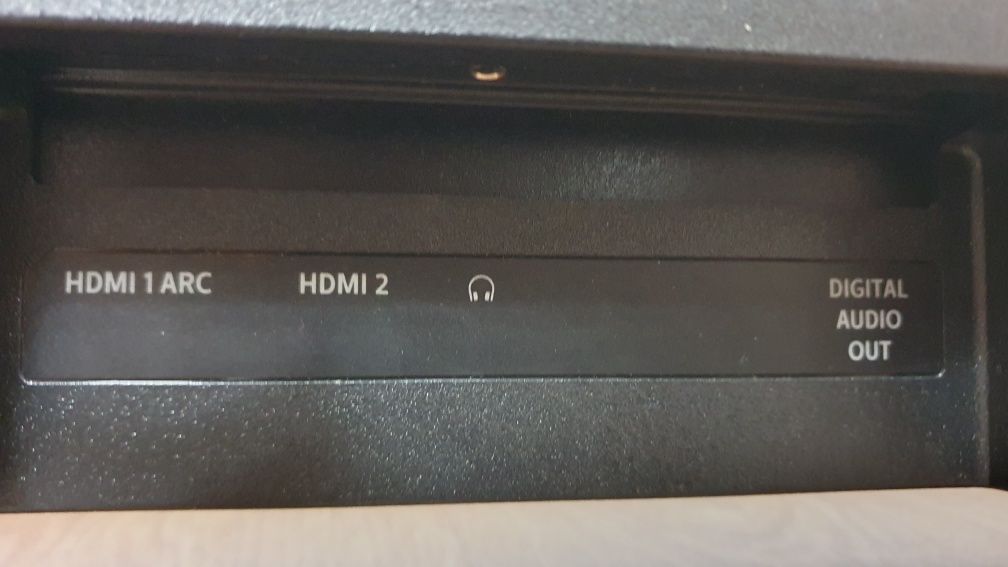 Telewizor Philips 32 cale dvbt 2 z pilotem