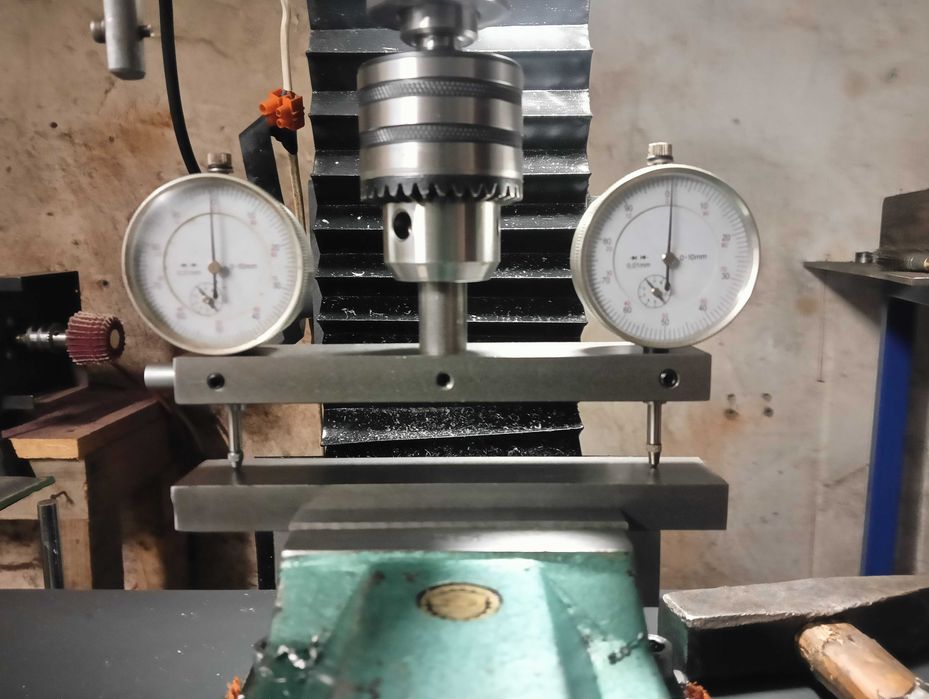 Kątomierz wrzeciona do wiertarko-frezarki