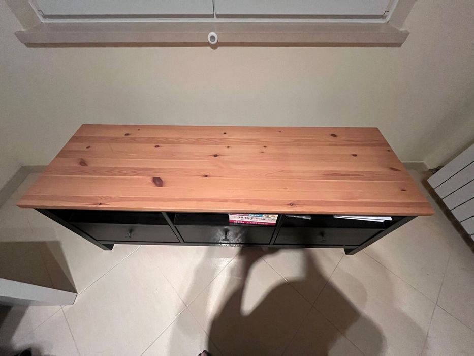 Móvel TV Hemmes iKea - preto/castanho