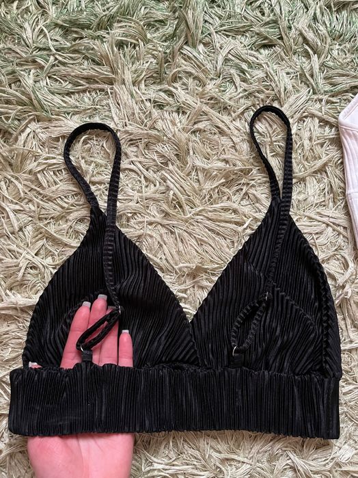 Топ жіночий білий та чорний