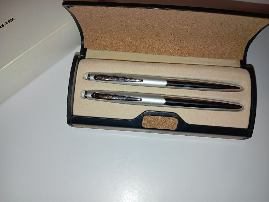 Подарунковий набір ручки