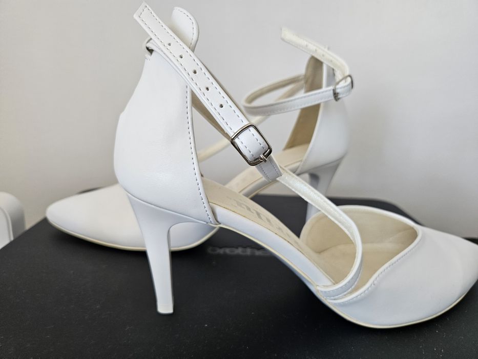 Buty ślubne, białe. Rozmiar 41. Brilu.