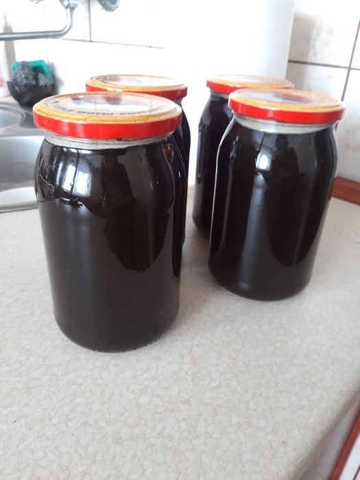 Mam do sprzedania miód  gryczany