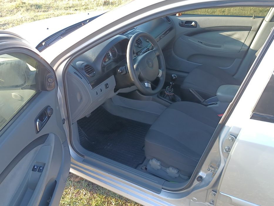 Продам Шевроле Лачетти 1.8