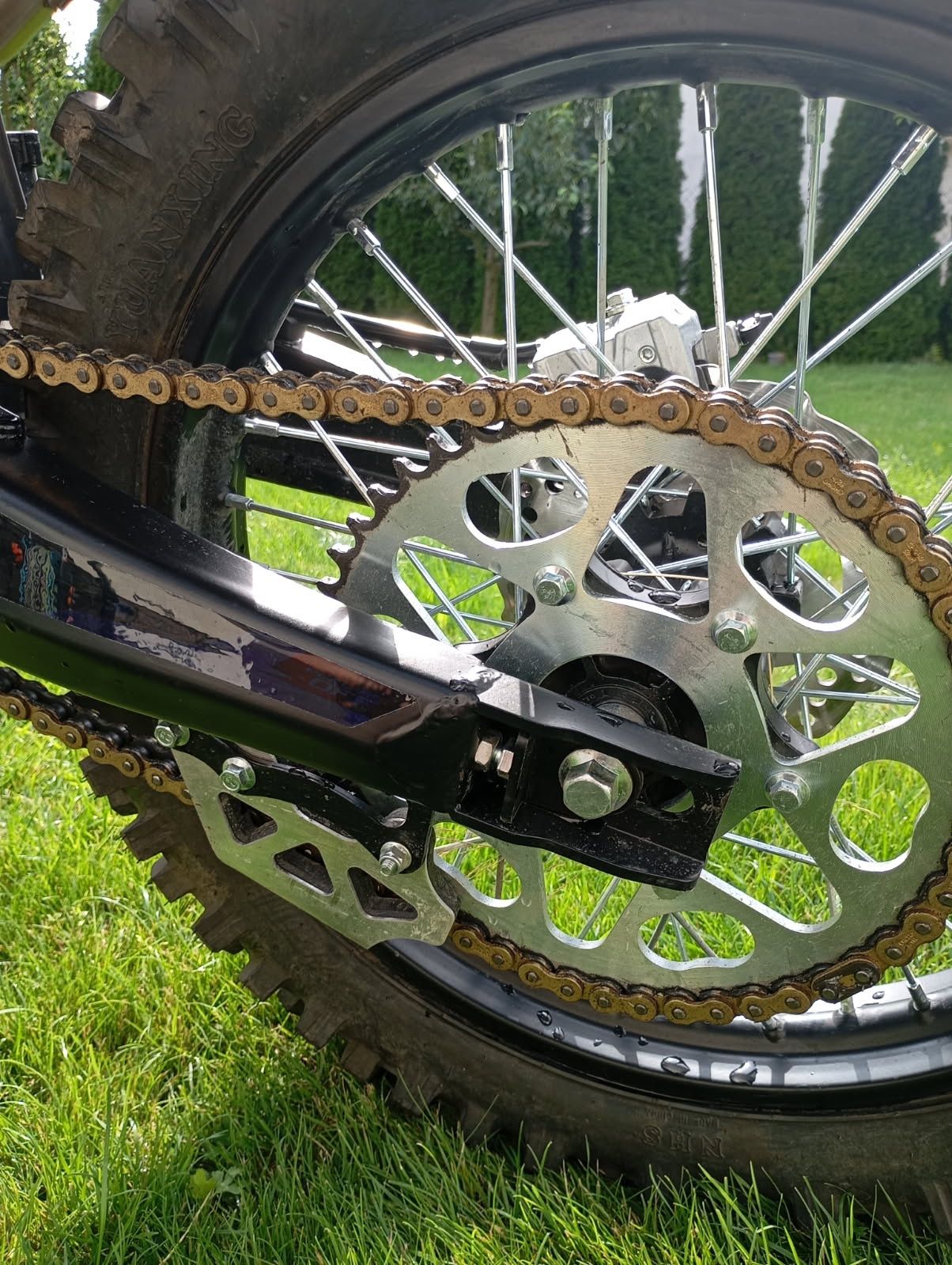Motocykl cross asix