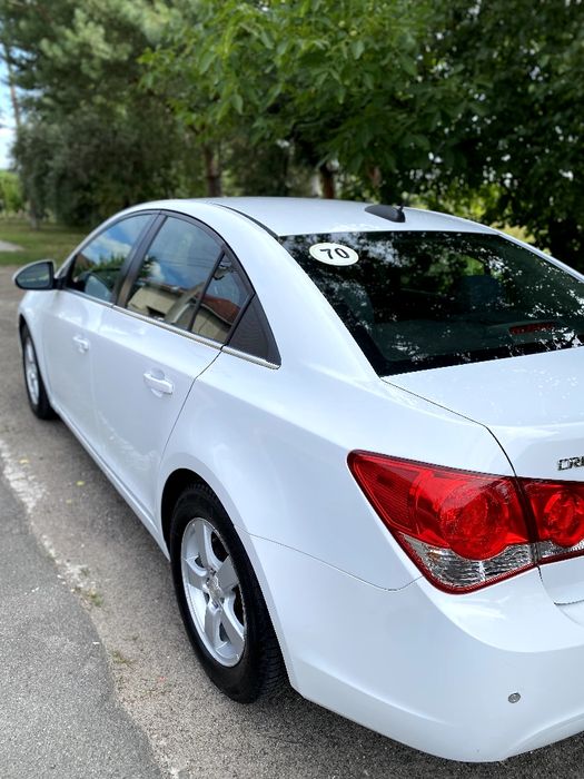 Продам Chevrolet Cruze 1.4 turbo