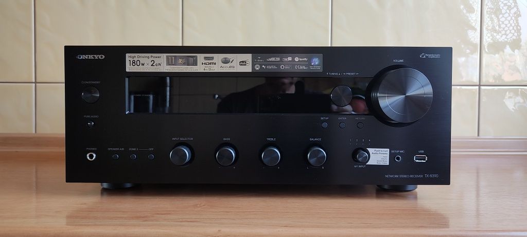 Amplituner stereo ONKYO 8390