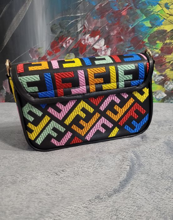 Torebka damska Fendi