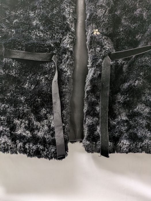 Colete S em pelinho estilo Zara