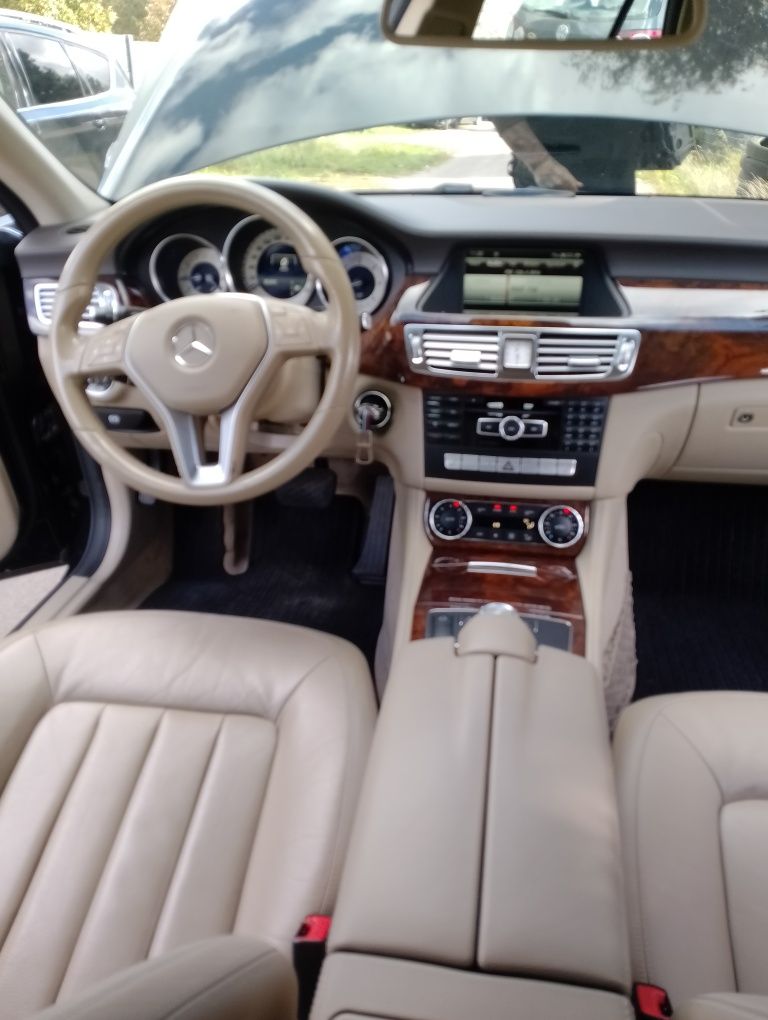 Sprzedam Zamienię na tańszy lub kampera Mercedes CLS W218 shotbrake l