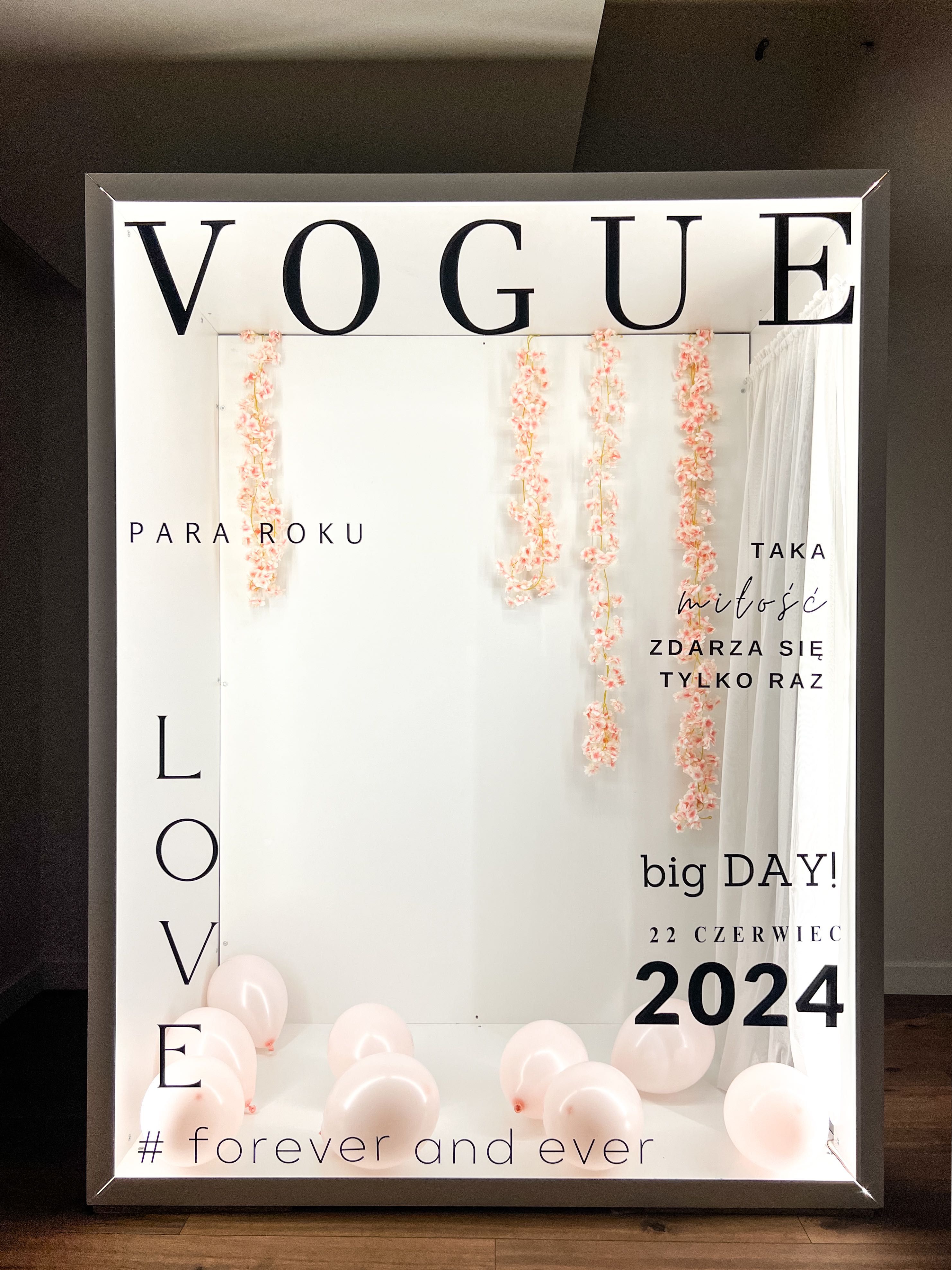 Photobox Magazine Vogue HIT 2024 atrakcja weselna Cieszyn Bielsko