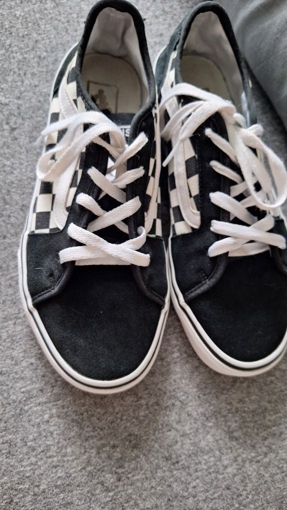 Vans tramki damskie