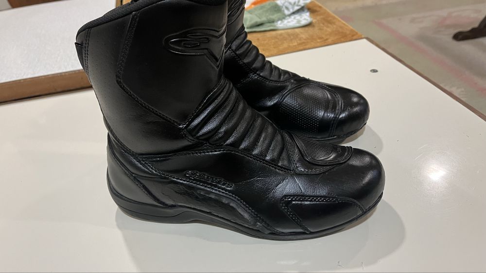 Botas Alpinstars em couro e GORE-TEX á prova de agua