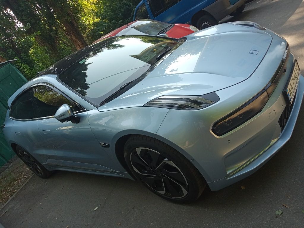 Продам Zeekr 001 2022р., WE, 100kW 740 км