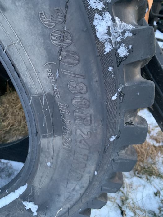 Opony trawnikowe 11.2r24 i 16.9r30