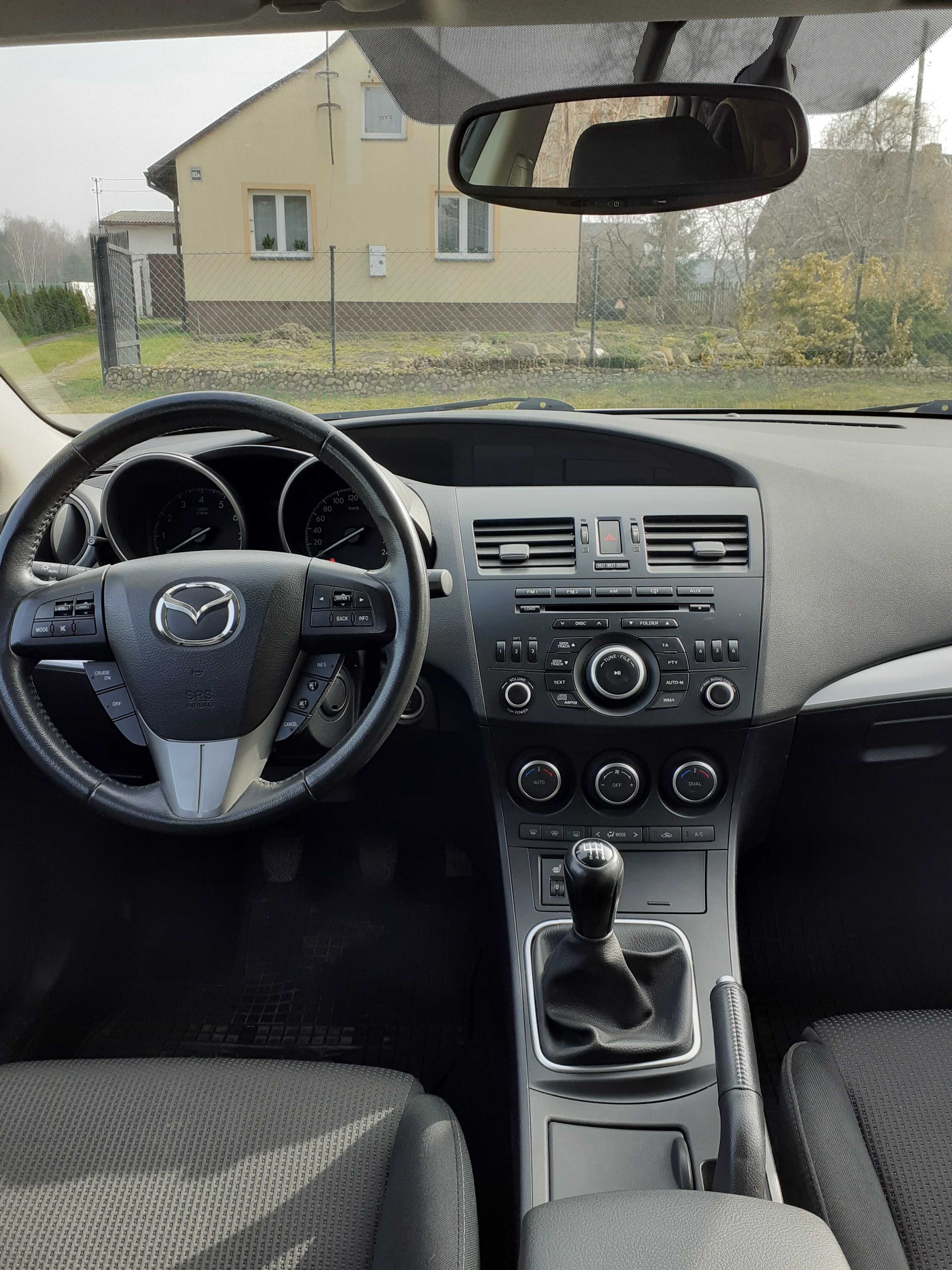 Mazda 3   2.0 benzyna 150KM 2013 r