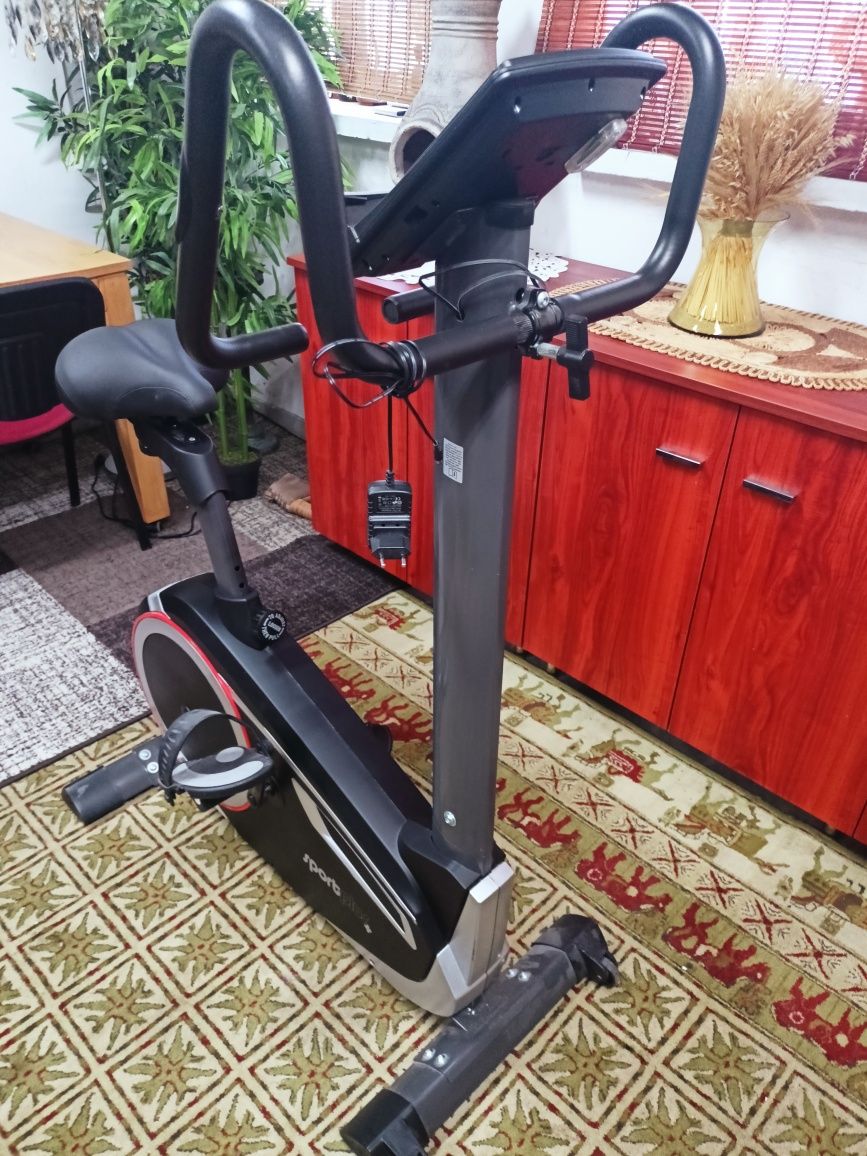 Rower treningowy magnetyczny SportPlus - HT9600.