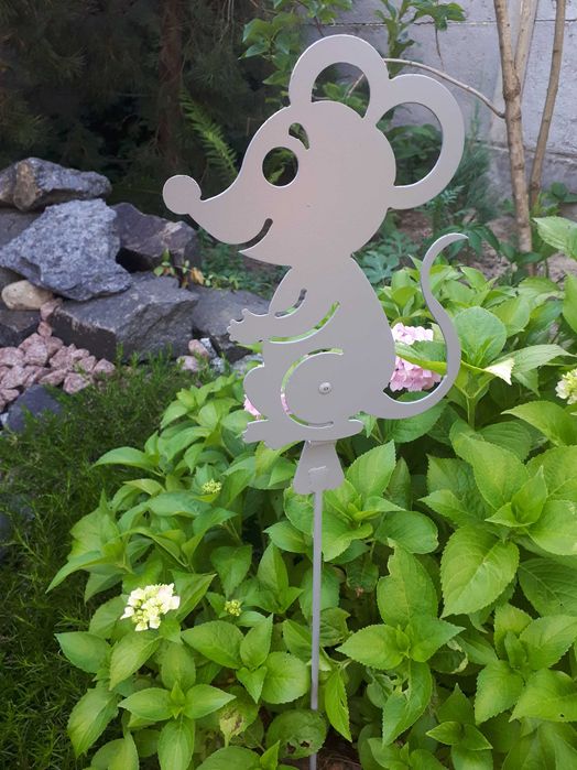 Декор, фігурки, металеві вироби