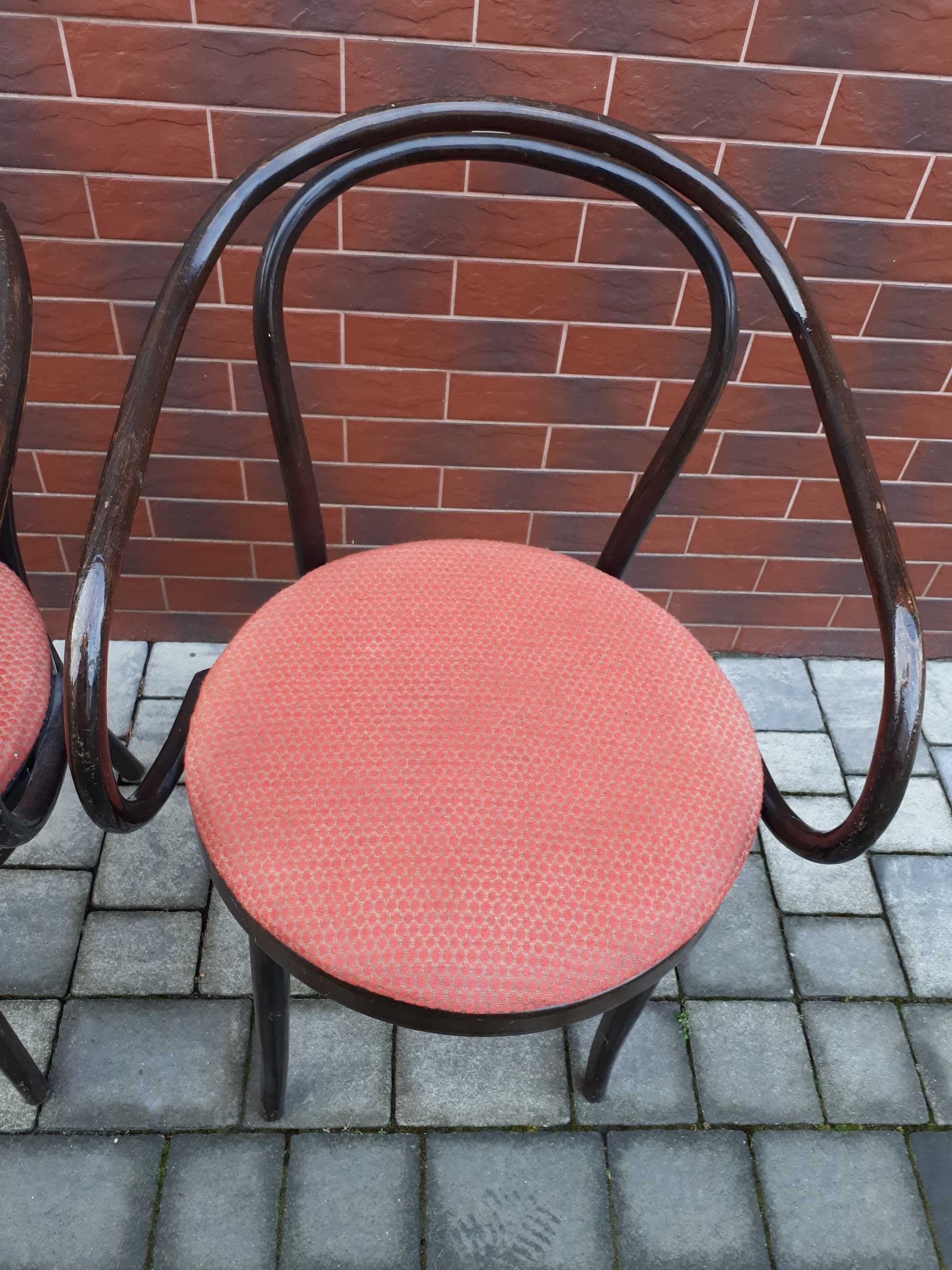 Krzesła bukowe gięte model Thonet