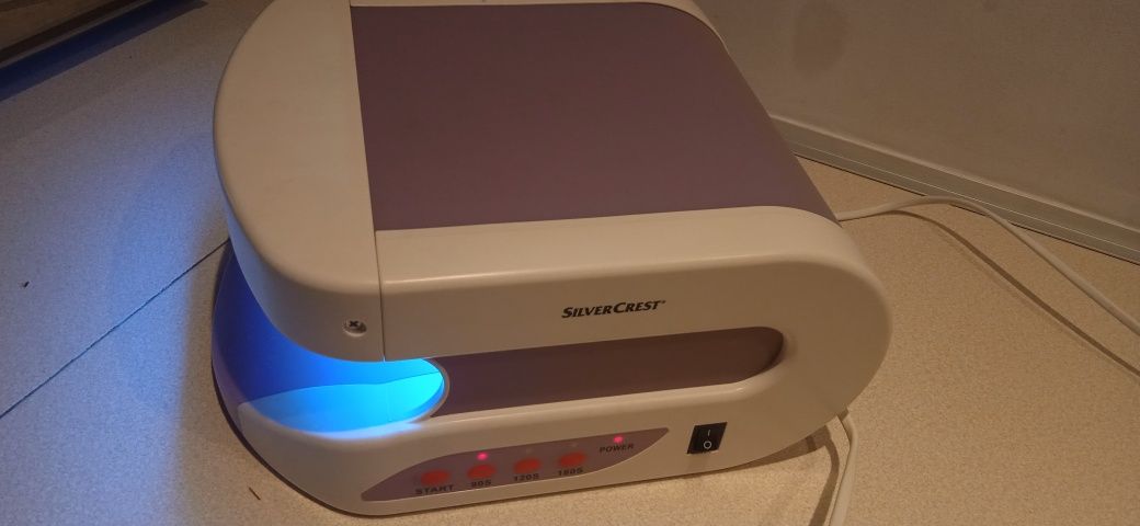 Lampa LED UV do paznokci hybrydowych