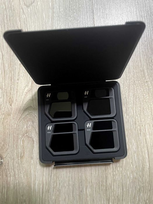 DJI Mavic 3 Fly More Combo + RC Pro